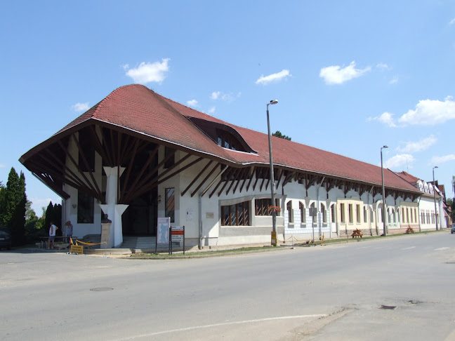 Iskolai étterem és konyha - Vendéglátás