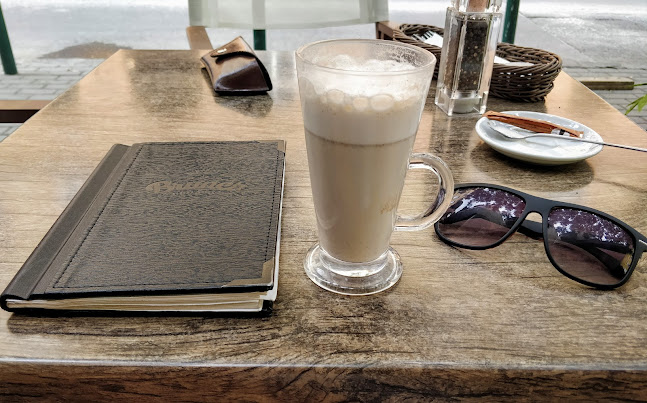 Cafe Brunch Budapest - Opera - Budapest