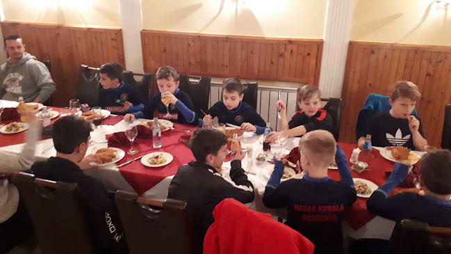 Comentarii opinii despre Kakas Étterem