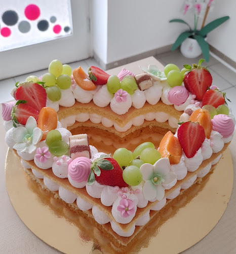 Comentarii opinii despre Sütivarázs Cukrászműhely