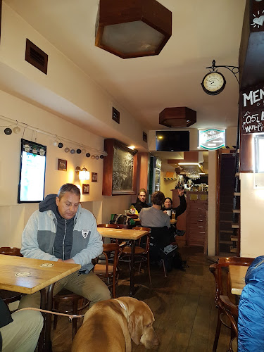 Comentarii opinii despre Café Mézes söröző