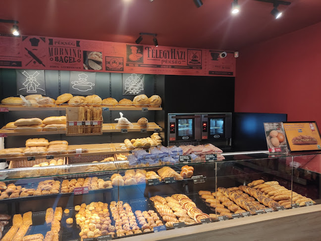 Opinii despre Félegyházi Pékség, 89. Mintabolt în Szeged - Vendéglátás