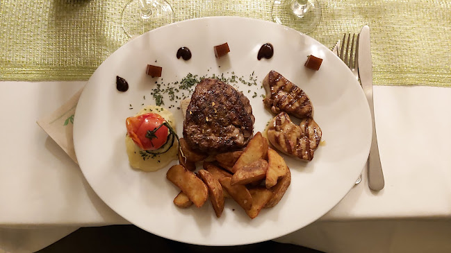 Opinii despre ÚJ-BUDAVÁR-LAK Vendéglő în Budapest - Vendéglátás