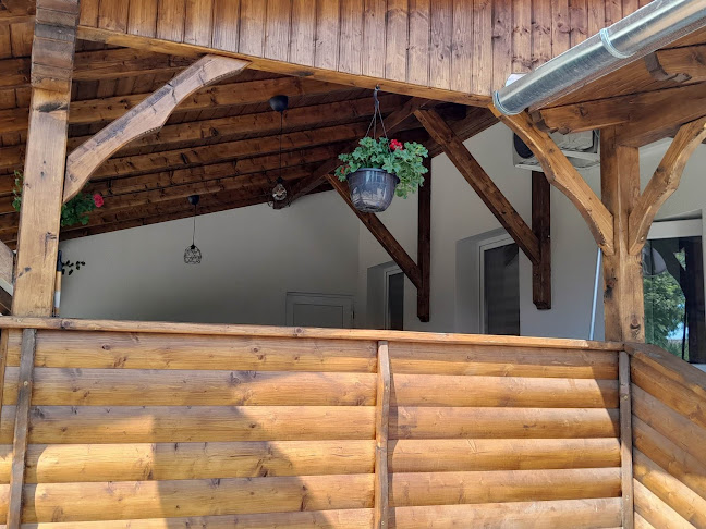 Mi-Ti-Szó - Vendéglátás