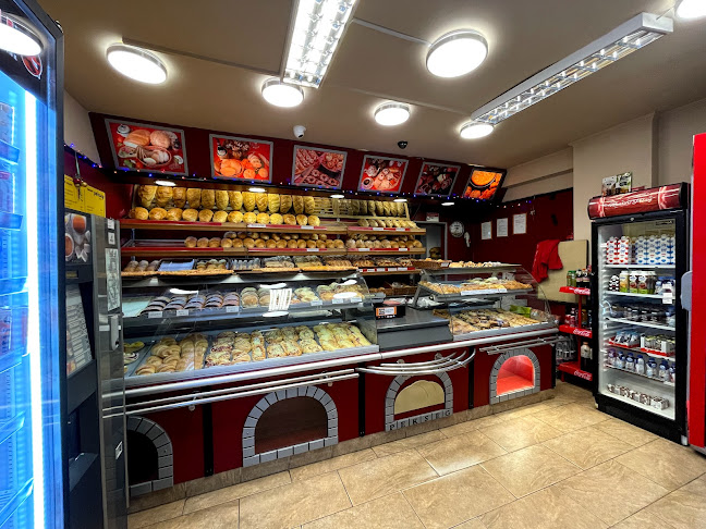 Muhadri Pékség - Vendéglátás