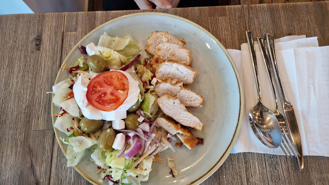 Comentarii opinii despre Misi Fakanala Kifőzde