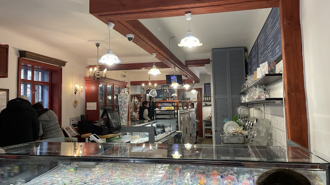 Comentarii opinii despre Édeske Cukrász Műhely