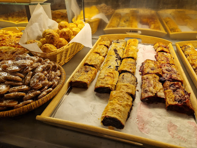 Comentarii opinii despre Budavári Rétesvár