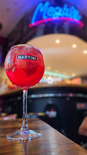 Megálló Café & Bár - Vendéglátás