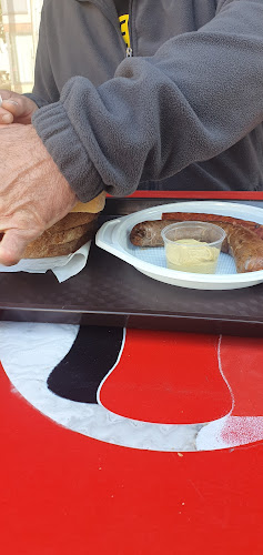 Dunapálma Pecsenyesütő - Vendéglátás