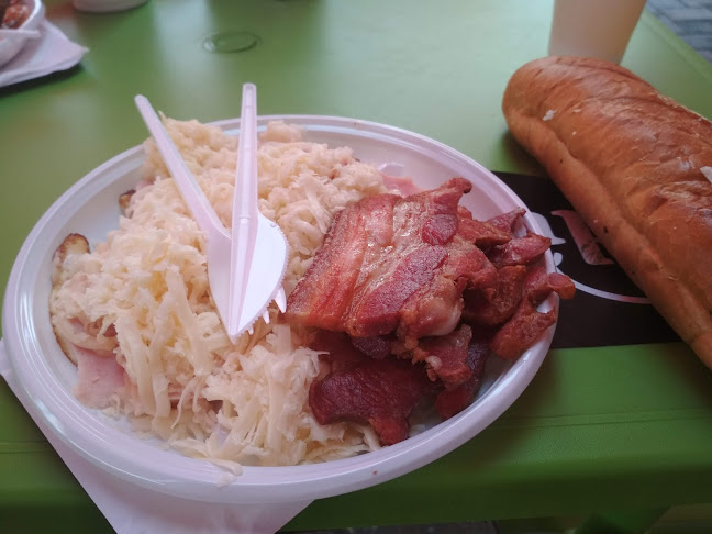 Opinii despre Pita Büfé în Szolnok - Vendéglátás