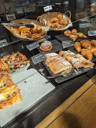 Fresh Corner Restaurant Páty - Vendéglátás