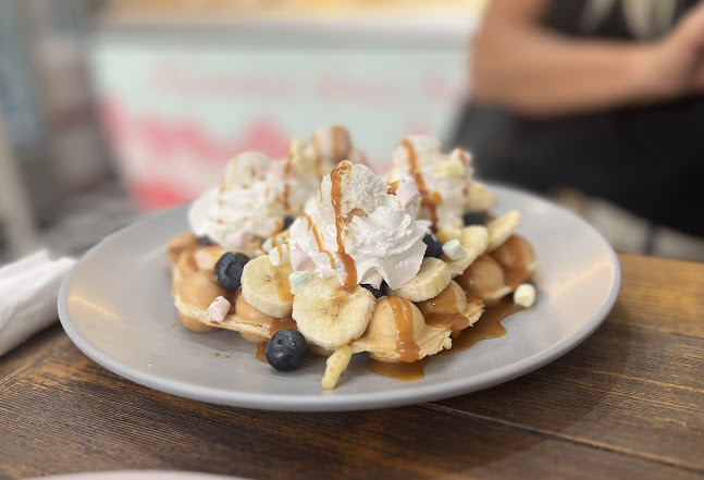 Opinii despre Dream Cream - Ice Cream & Bubble Waffle Budapest în Budapest - Vendéglátás