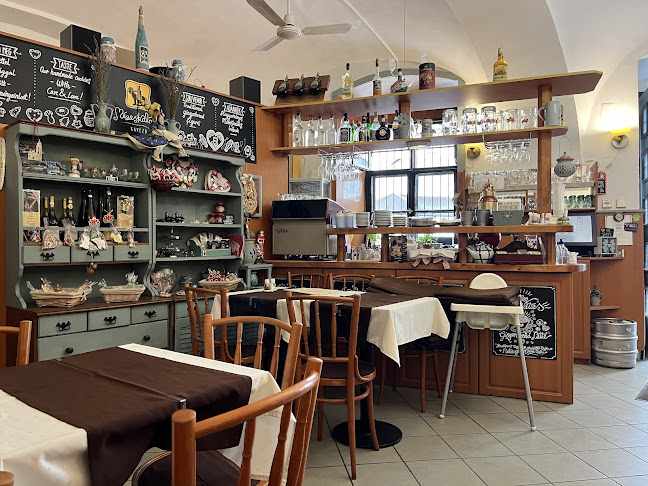 Mézeskalács Kávézó - Vendéglátás