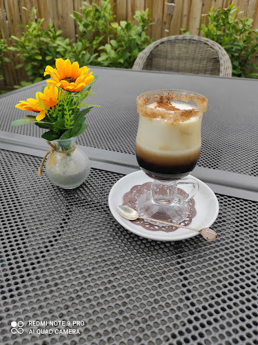 Comentarii opinii despre Erika Kávézó Dörgicse