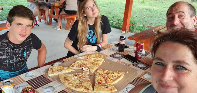 Comentarii opinii despre Gábor Pizzéria