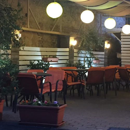 Comentarii opinii despre Oliva Étterem