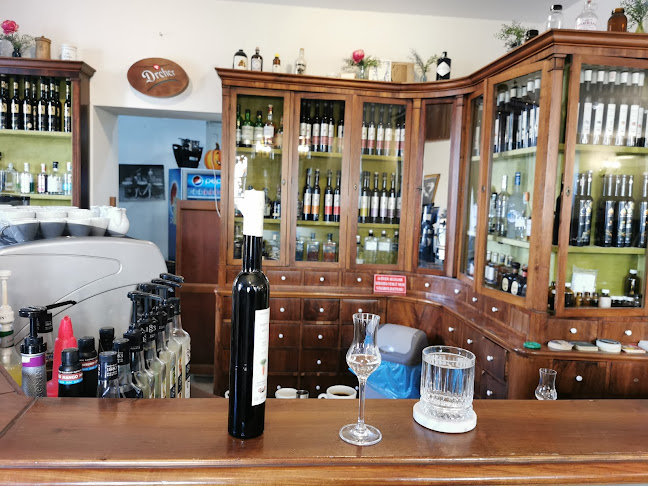 Esztergom, Széchenyi tér 25, 2500