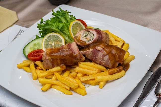 Turul Étterem, Panzió