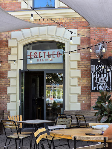 Opinii despre EscoBar & Cafe în Budapest - Vendéglátás