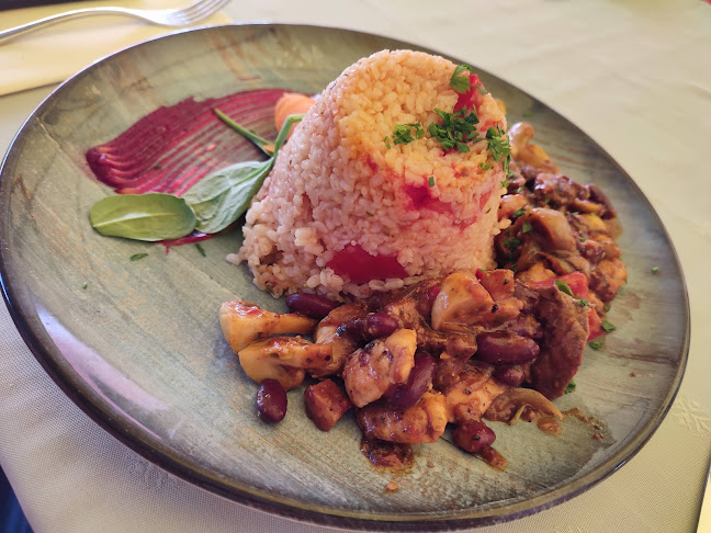 Tata, Almási u. 2, 2890