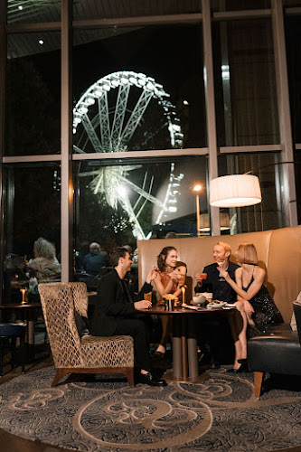 Blue Fox The Bar - Vendéglátás