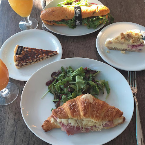 Amber's Bakery & Cafe - Vendéglátás