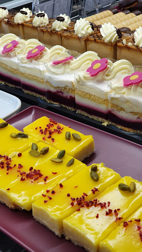 Hóvirág Fagylaltbár Tótkomlós - Vendéglátás