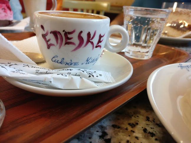 Comentarii opinii despre Édeske Cukrász Műhely