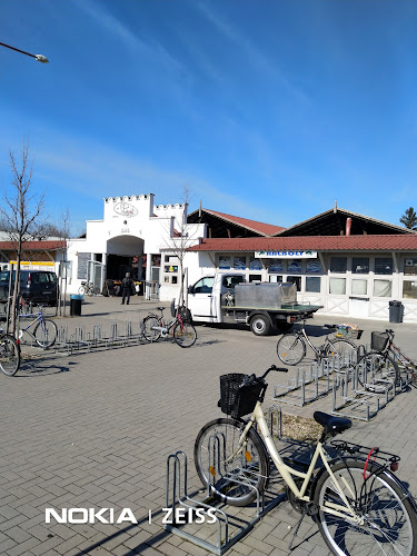 Kiskunhalas, Semmelweis tér, 6400