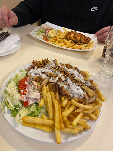 Opinii despre Trója Ételbár în Szeged - Vendéglátás