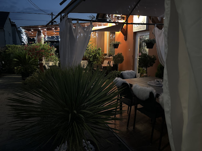 Opinii despre Varadi Café în Polgárdi - Vendéglátás