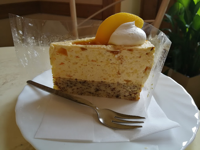 Opinii despre Palánk Cukrászda în Szeged - Vendéglátás