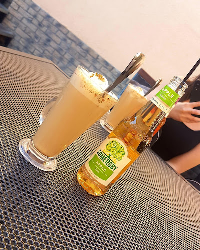 Iparos Kávézó - Bátaszék