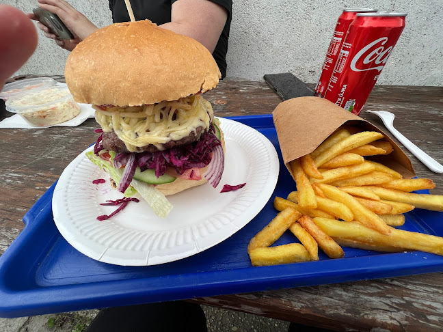 Nemes Pecsenye - Vendéglátás