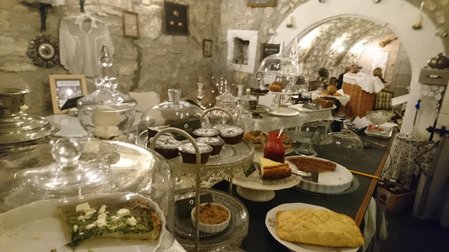 Opinii despre C'est La Vie Café în Páty - Vendéglátás