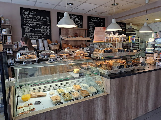 Opinii despre Csillaghegyi Megálló Sütöde & Tejbisztró în Budapest - Vendéglátás