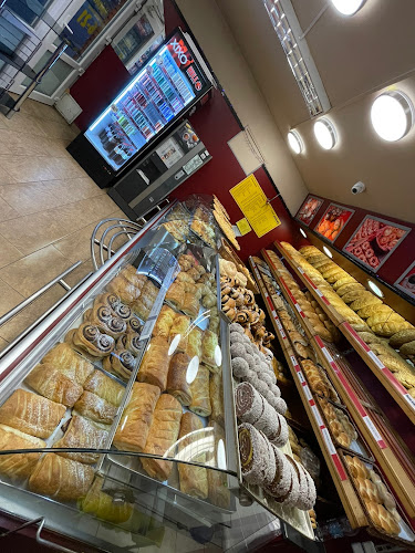 Muhadri Pékség - Gödöllő