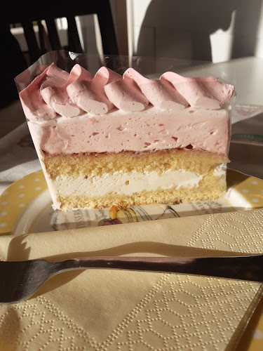 Győr, József Attila u. 52, 9028