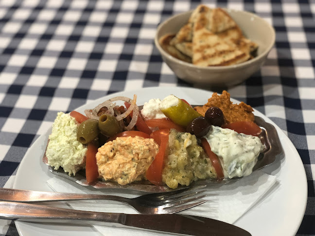 Gyradiko Taverna Paradiso - Vendéglátás