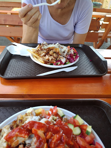 Opinii despre Liget 3. büfé în Dunakeszi - Vendéglátás