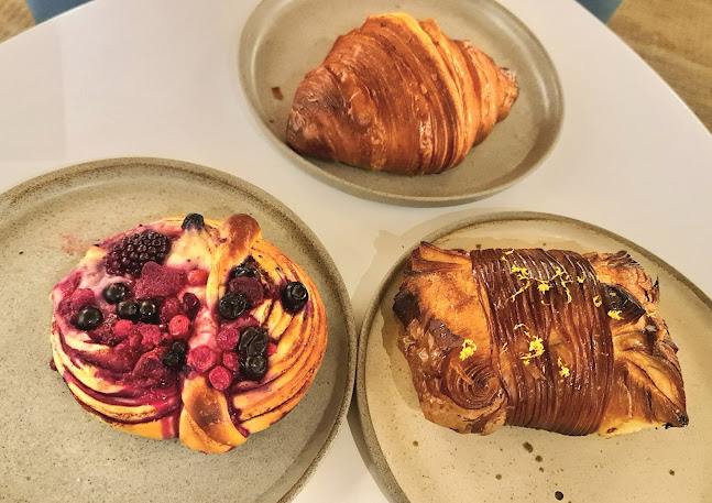 Budapest, Hold u. 3, 1054