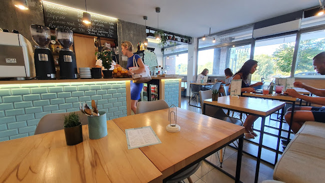 Presso - Coffe And More - Vendéglátás