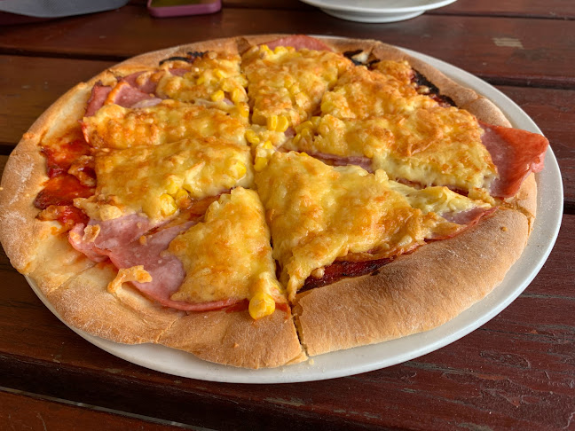 Opinii despre Corner pizza büfé în Kál - Vendéglátás