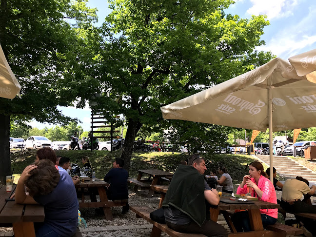 Comentarii opinii despre Dobogókő Matyi Büfé & Grill