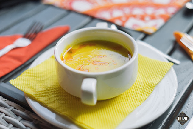 ONYX Street Food House - Vendéglátás