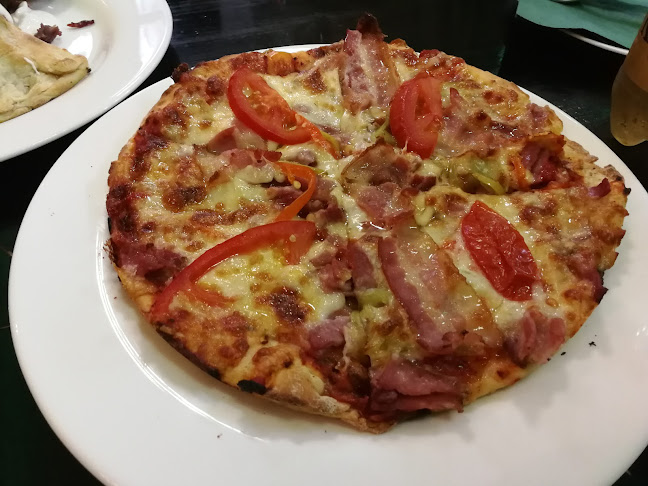 Comentarii opinii despre Láva-Sziget Étterem és Pizzéria