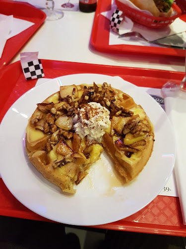 WOW American Retro Diner - Budapest