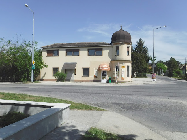 Tata, Bacsó Béla u. 45, 2890