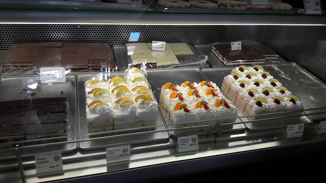 Kis Édes Cukrászda és Kávéház - Vendéglátás